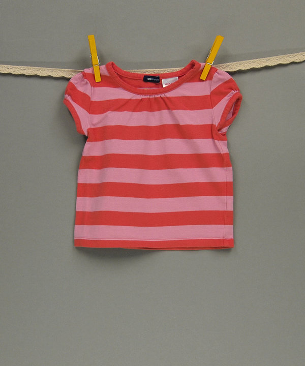 Hübsches T-Shirt von Baby GAP (80/86)