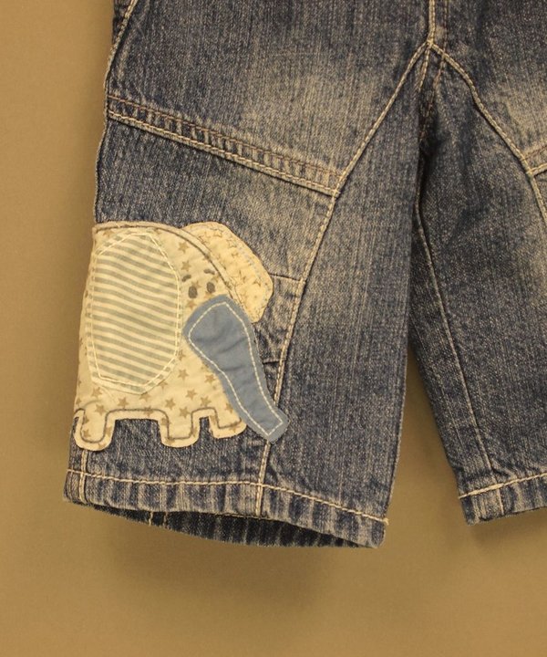 Bequeme Jeans mit Elefanten-Applikation von next (62/68)